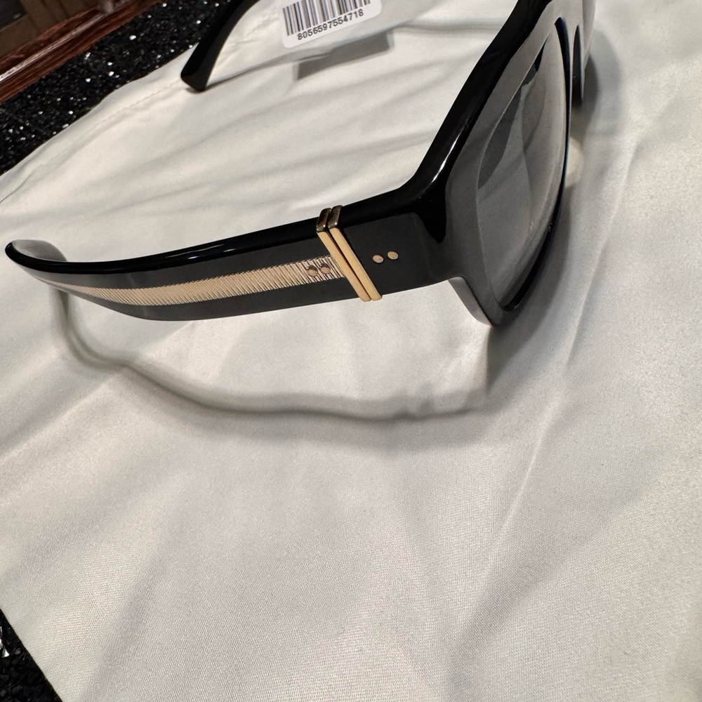 Dolce & Gabbana Black Sunglasses - Picture 14 of 15